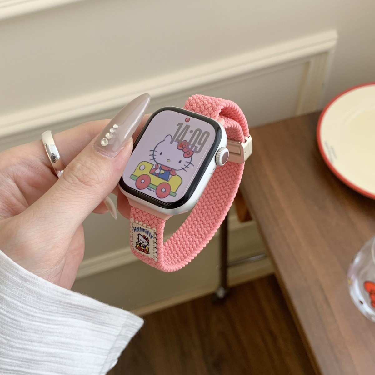 Fashion Kt Cat Cycling Suitable for iWatch Series 10 Apple 1-9 Watch Strap Slim Waist Braided Magnetic Se