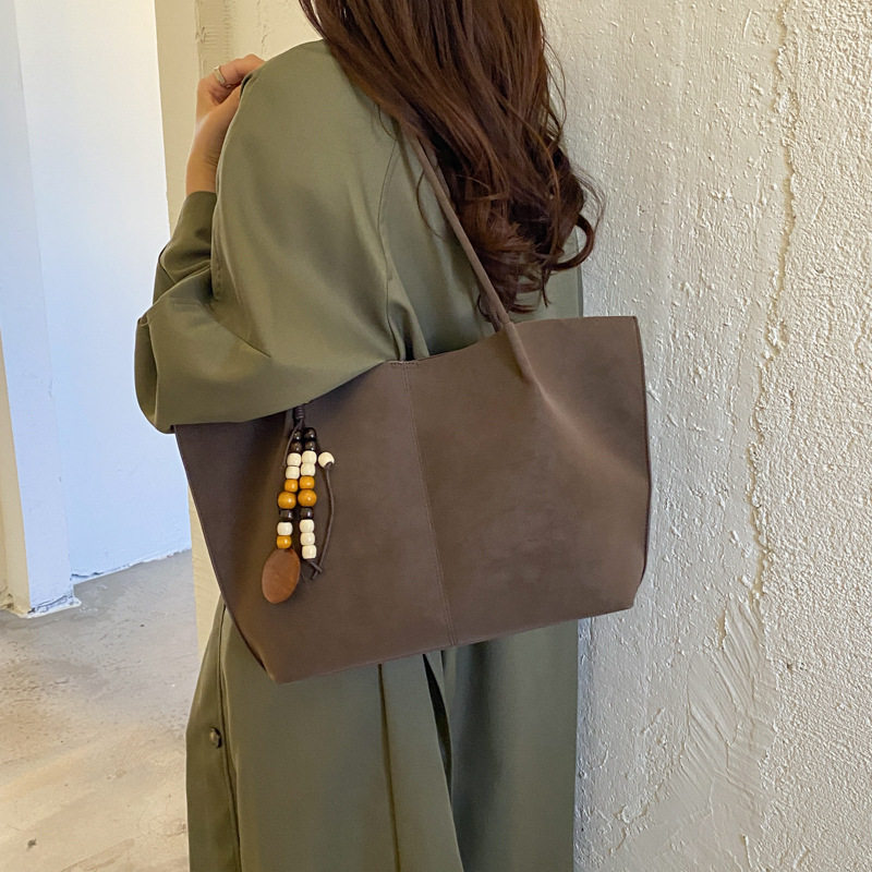 Túi tote nữ cỡ lớn , đựng nhiều đồ, có dây đeo vai, phù hợp đi làm — Màu cà phê Không có mặt dây chuyền, Màu nâu không có mặt dây chuyền, Màu xanh lá cây không có mặt dây chuyền, Đen không có mặt dây chuyền chi tiết 19