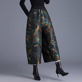 实拍高档浮雕提花阔腿裤女秋冬新款加绒大码九分花苞裤休闲靴裤