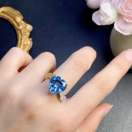 托帕石戒指全净体品质火彩超赞，主石尺寸12*12mm。925银精工镶嵌