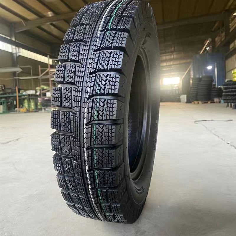 Steel Wire 4.00-10 Tubeless Tire Aluminum Rim Hub Full Set of Electric Four-Wheeler 4.50-10 Rain and Snow Anti-Skid Inner and Outer Tires
