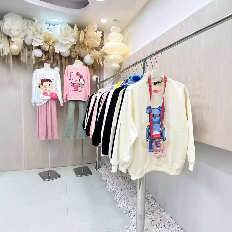 New doll heavy industry sweater big plate girl cute sweet wind withdrawal cabinet women's supply wholesale entity live