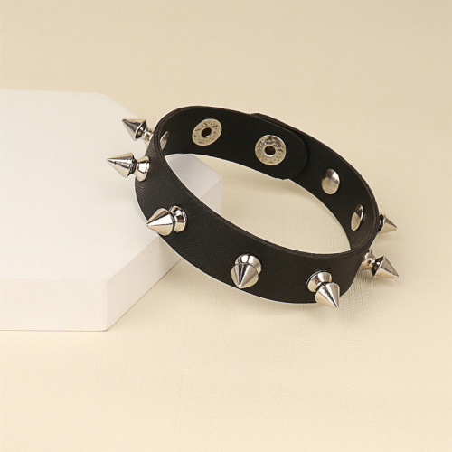 European and American punk style trend rivets personality fashion couple leather leather bracelet bracelet rock gothic bracelet