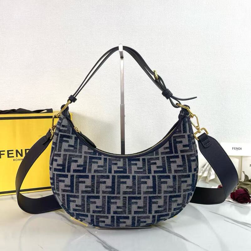 Wholesale new crescent-shaped jacquard denim shoulder bag, stylish and simple women's bag for summer Wholesale new crescent-shaped jacquard denim shoulder bag, stylish and simple women's bag for summer
