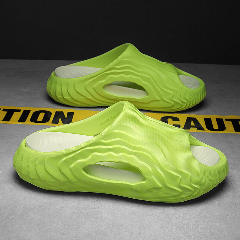 Zapatillas verano para hombre nuevo estilo casual tendencia sandalias a juego de color fondo grueso antideslizante resistente al desgaste playa EVA chanclas