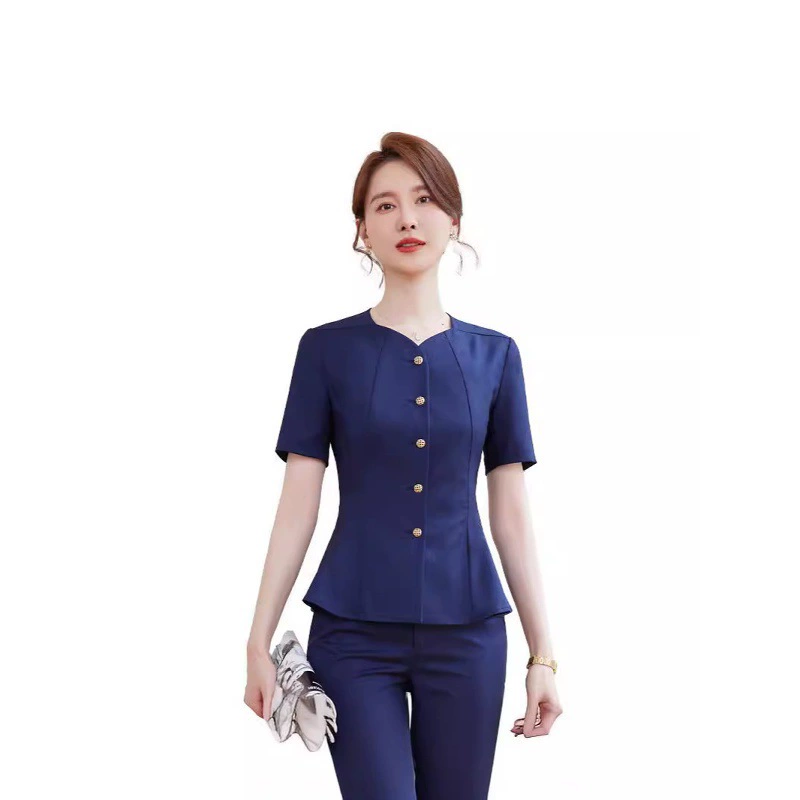 Новый стиль 2023 года для женской деловой одежды