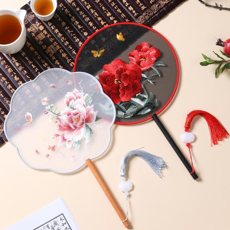工場卸売クリアランス ダンス用蘇州刺繍両面刺繍扇子 古風漢服扇子 屋台・観光名所で人気の扇子|undefined