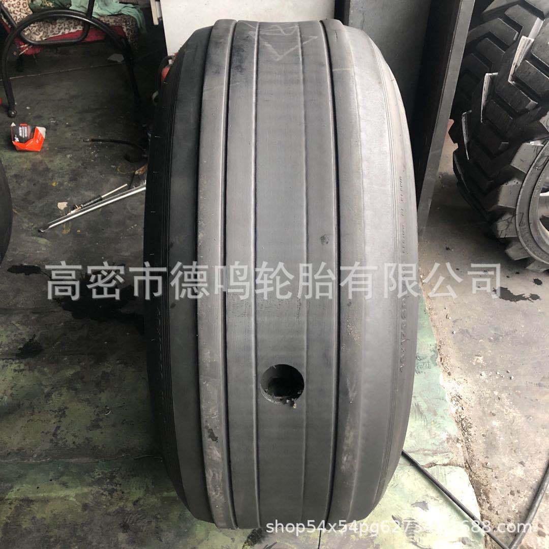 Neumático de la nave del neumático 1050 × 400 46 × 17R20 del barco Neumático de los aviones 1270 × 455R22