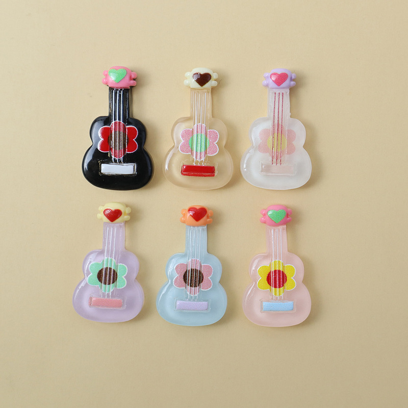 Cartoon DIY Resin Accessories, Music Bunny Cream Glue Hair Clips, Phone Cases, Shoe Buckles, Keychains, Pendants Cartoon DIY Resin Accessories, Music Bunny Cream Glue Hair Clips, Phone Cases, Shoe Buckles, Keychains, Pendants