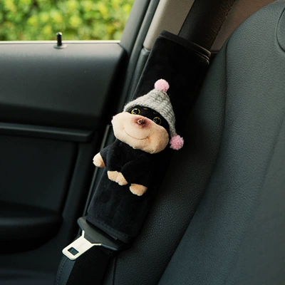 Car Interior Decoration Supplies, Creative – Seat belt shoulder pad - gray-hat-bee-dog-velvet-shoulder-cover