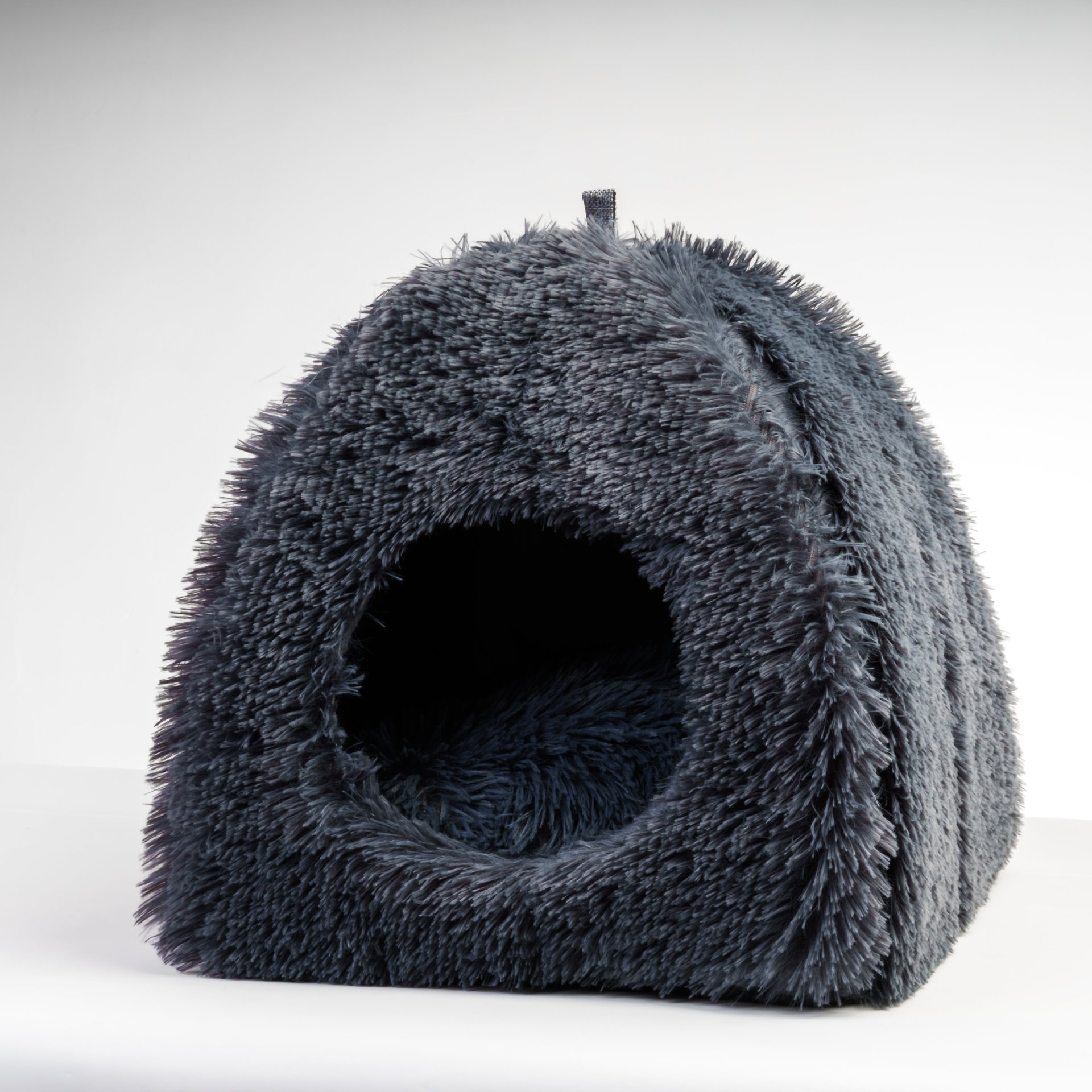 Cama de gatos caliente en invierno triángulo espesado estereoscópico cerrado cama de gatos perros casa de gatos artículos al por mayor