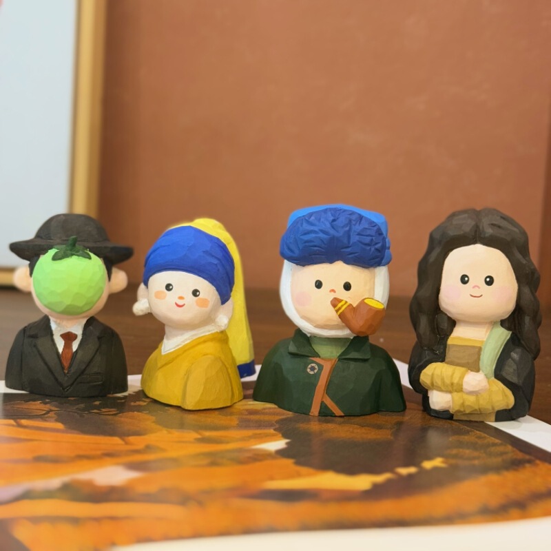 Miniature Wooden Carvings of World-Famous Paintings, Office Desktop Decorations, Car Hangings, Street Stall Travel Cultural Products Miniature Wooden Carvings of World-Famous Paintings, Office Desktop Decorations, Car Hangings, Street Stall Travel Cultural Products