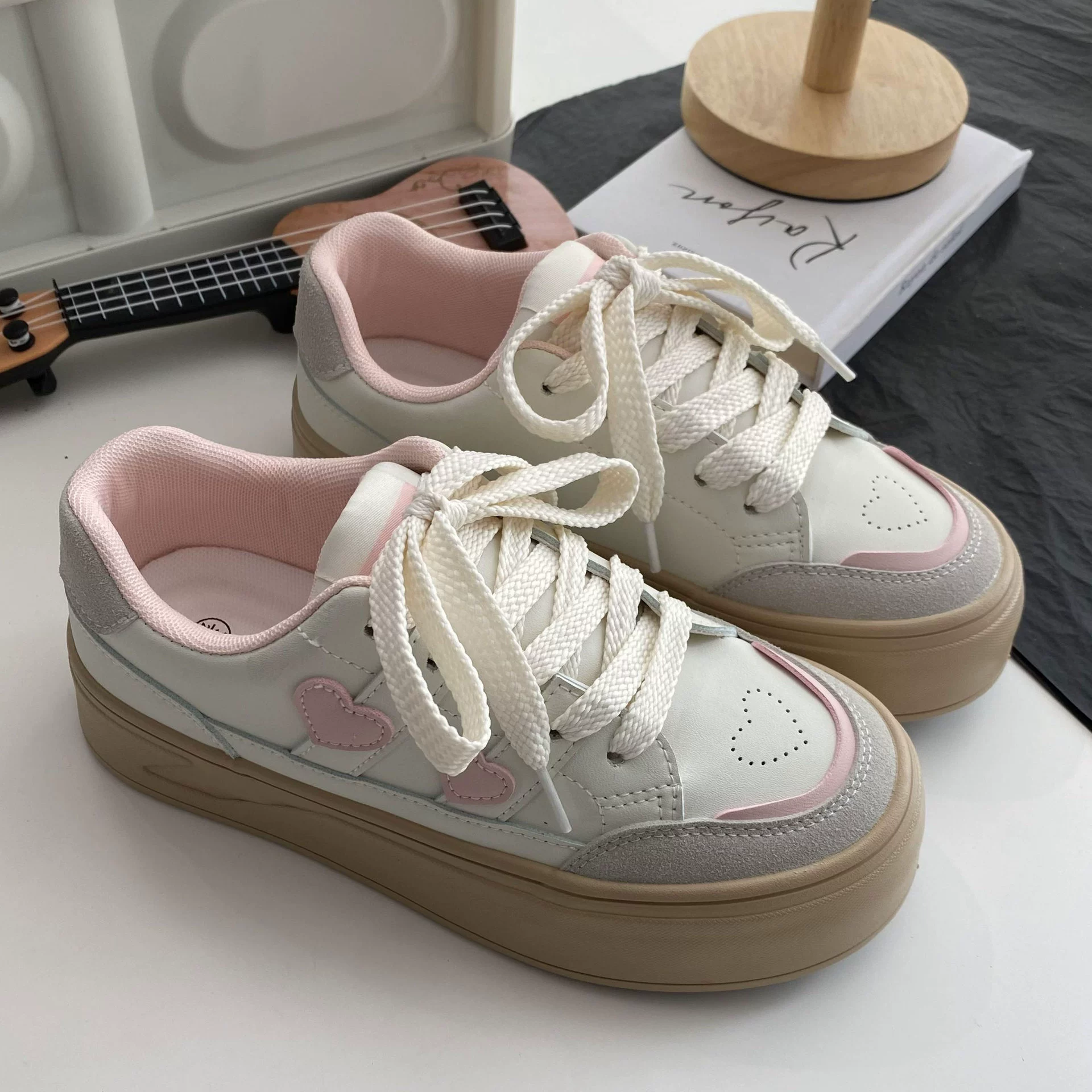 Летнее повседневное кроссовки, настоящие спортивные shoes для отдыха, универсальные белые кроссовки, осень, интернет-знаменитость