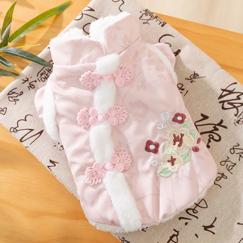 Otoño y invierno perros cheongsam chino Tang traje gato dos patas cálidas mangas volantes ropa de algodón de ciruela de Año Nuevo ropa de perro mascota