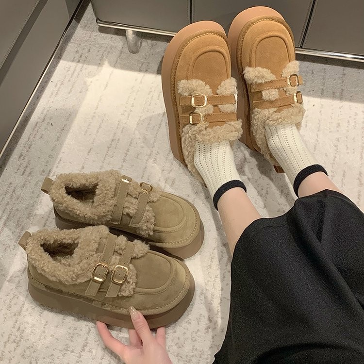 Zapatos de invierno de invierno de 2025 nuevos botas de algodón de nieve con una sola gruesa y gruesa para aumentar la altura de los zapatos de mujer