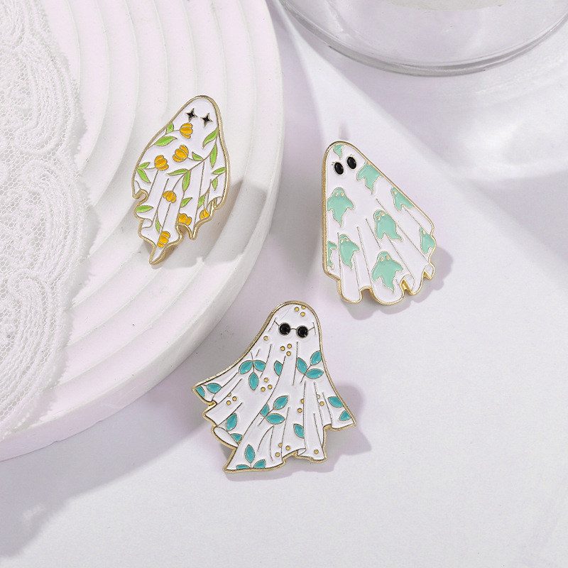Festival Occasion Alloy Material Cute Pin Heart Shape Flower Ghost Alloy Plating Unisex Brooches