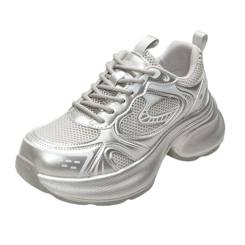 [Platable Camel] mulas camellos zapatos de mujer 2025 primavera nuevos zapatos casuales de papá aumentan la altura de la explosión de zapatos deportivos plateados para mujeres