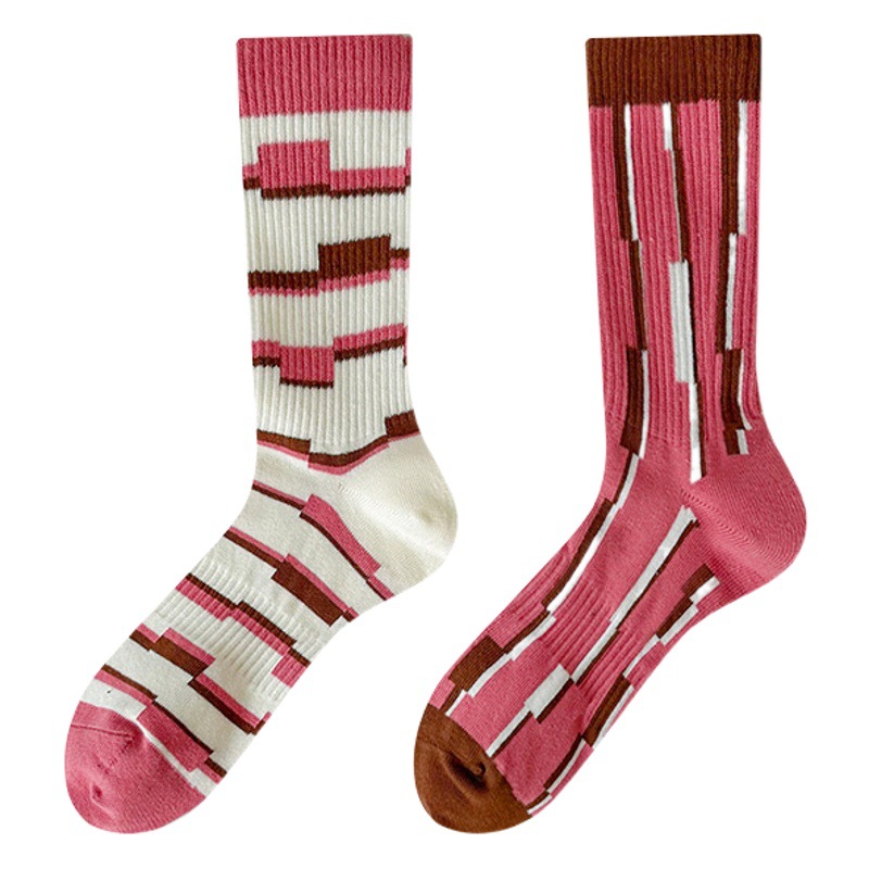 Al por mayor nuevos calcetines asimétricos AB personalizados para mujeres INS de moda media-Calcetines de becerro estilo universitario calcetines de moda simples para mujeres