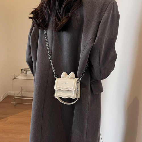 Women's 2024 New Butterfly Bow Handbag, Elegant Korean Style Mini Crossbody Bag, Red Oral Wholesale