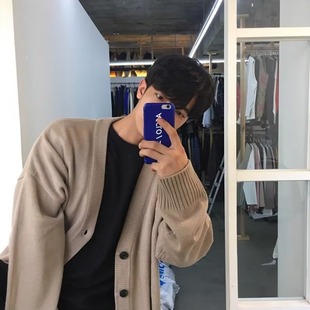 Men's cardigan sweater 2024 Spring and Autumn New Korean style trendy knitted sweater men's youth loose solid color coat