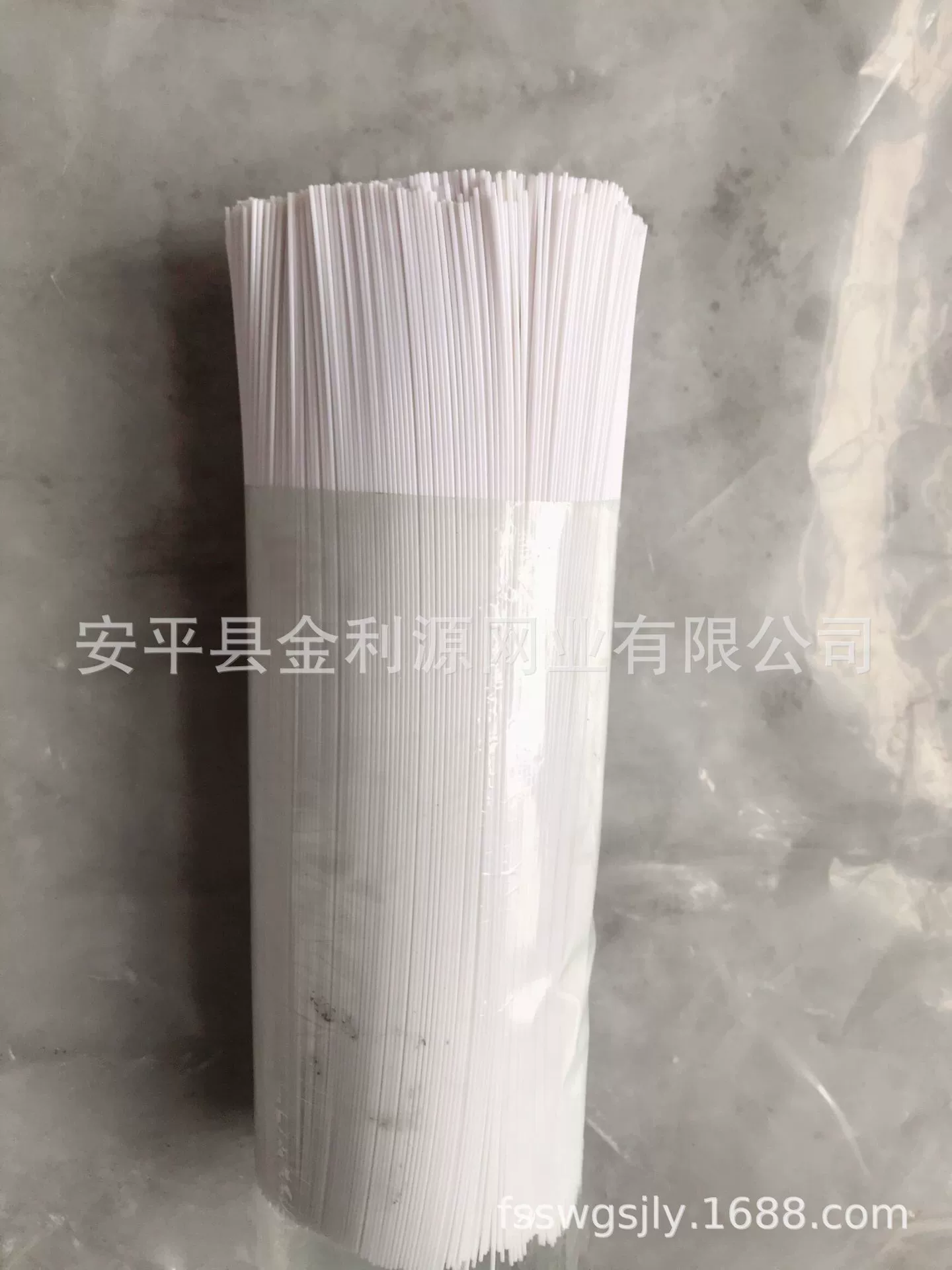Пластиковый высокоэластичный веник PVC