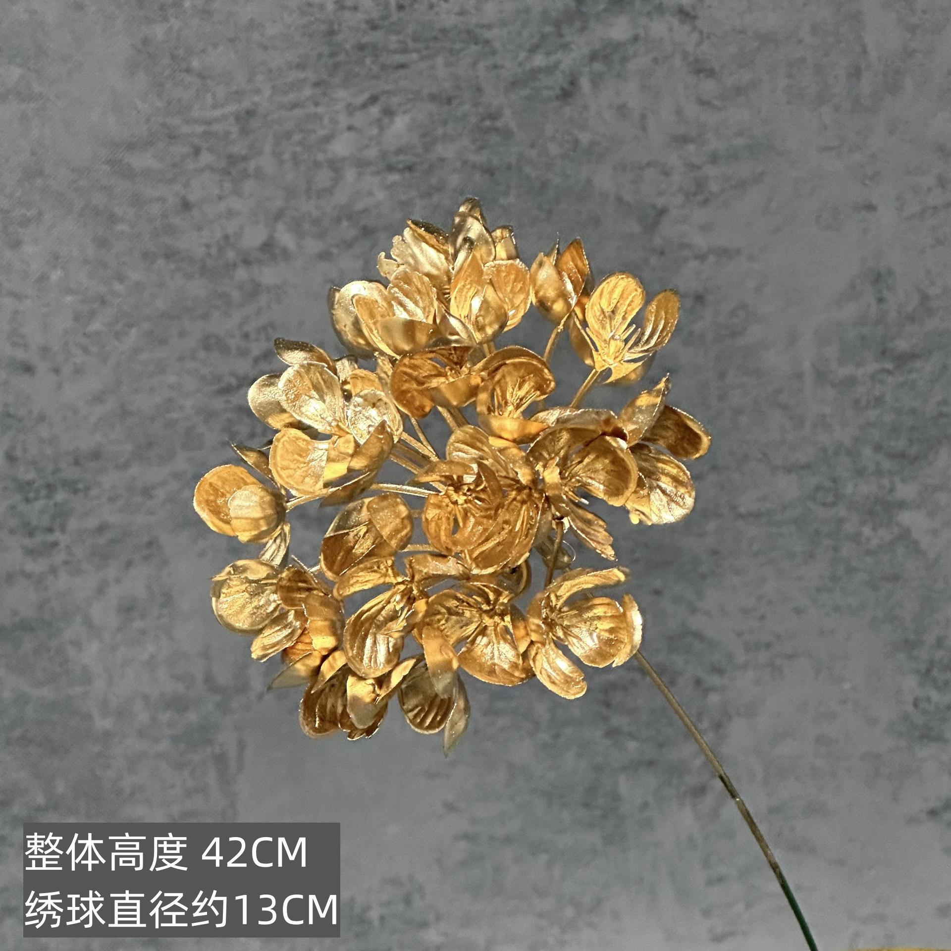 Flor artificial de oro solo tenedor fruta roja eucalipto ginkgo hoja gran amor Hortensia de madera Año Nuevo bendición cubo arreglo floral adornos