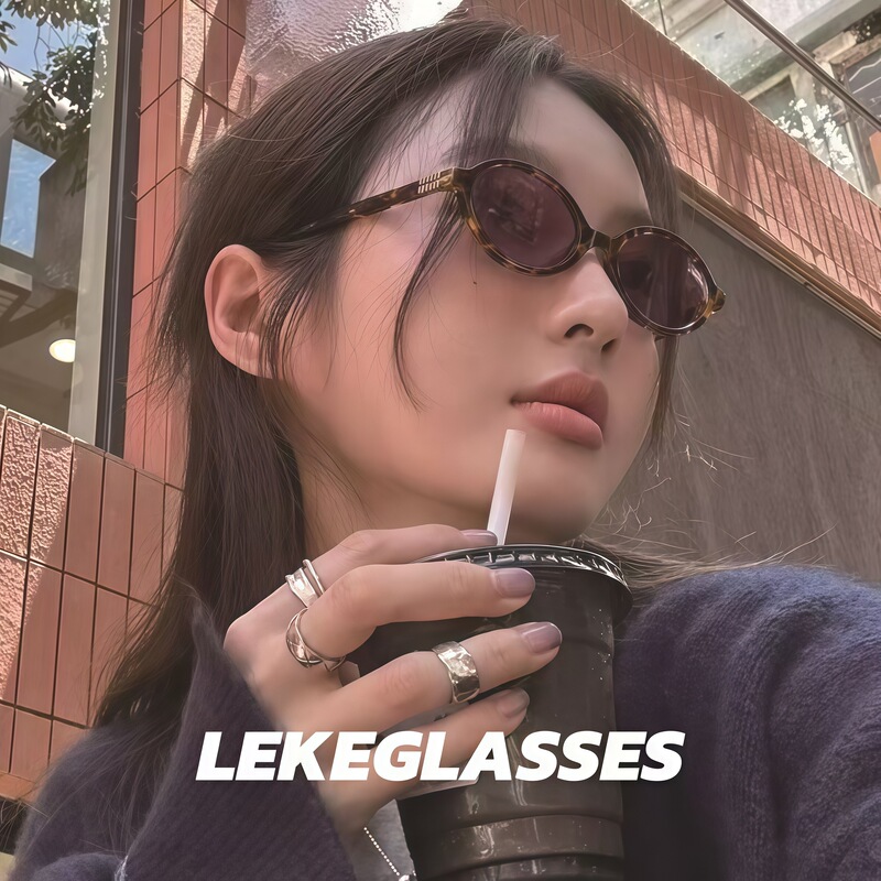 2025 New Style Internet Celebress Nerd Glasses Frame Retro Cross-border Sunglasses Women's Anti-UV Tea Miu Sunglasses