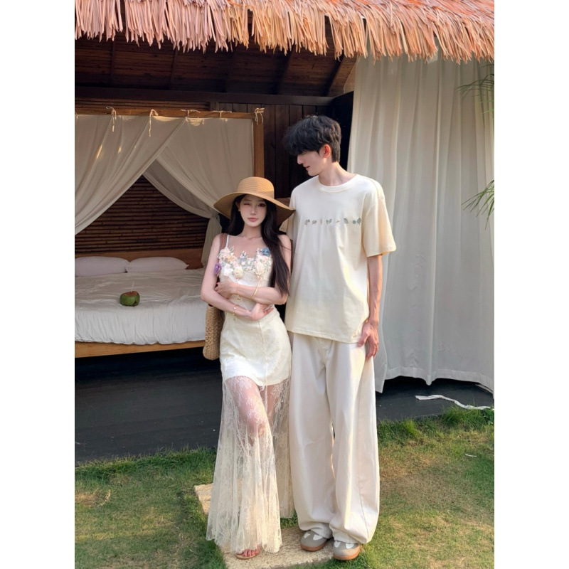 2026 Summer Couple Outfits, Niche Design, Korean Style Short-Sleeved T-Shirts, Men's and Women's Dresses, French Style One Skirt and One Shirt 2026 Summer Couple Outfits, Niche Design, Korean Style Short-Sleeved T-Shirts, Men's and Women's Dresses, French Style One Skirt and One Shirt