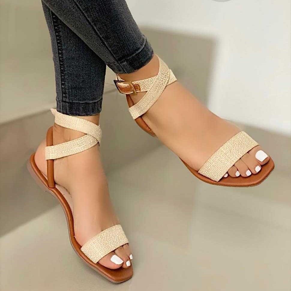 Size 2021 Summer New Large One-Strap Flat Casual Sandals For Women_voghion.com