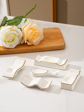 ?�Wʽ�մɽ�߅���ÿ��Ӽܿ��м��þƵ�[̨���ÿ�ܿ��휫����ζ