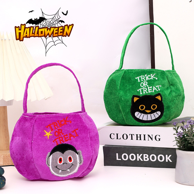 Bolsas de dulces de Halloween transfronterizas bolsas de terciopelo bolsas de regalo portátiles para niños atmósfera del festival de fantasmas accesorios al aire libre image 4
