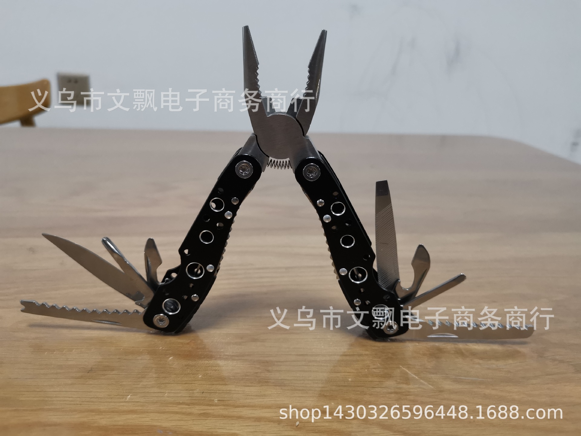 机械折叠钳 多用家用组合钳子 户外钳刀工具钳多功能钳子