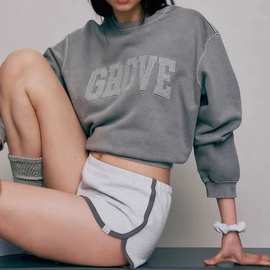 韩国设计师2025秋季新款运动风圆领休闲百搭复古做旧卫衣女