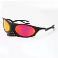 Black Frame Red Lens