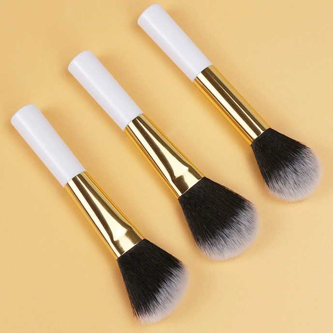 Soft brush, small handheld face blush for contouring