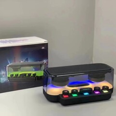 Z6幻彩灯光蓝牙音响机械按键操作一体电竟朋克风格音响 礼品音箱