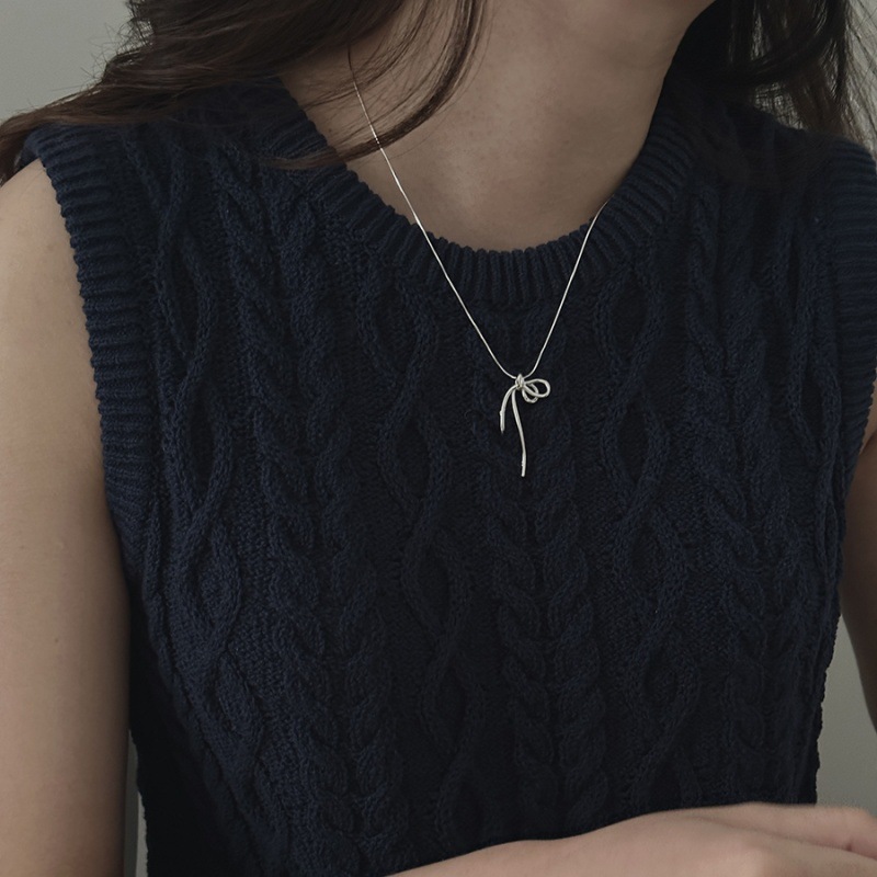 S Korean Edition Line Bow Knot Necklace, Unique Instagram Design, Snake Bone Chain, Pure Silver Necklace_voghion.com
