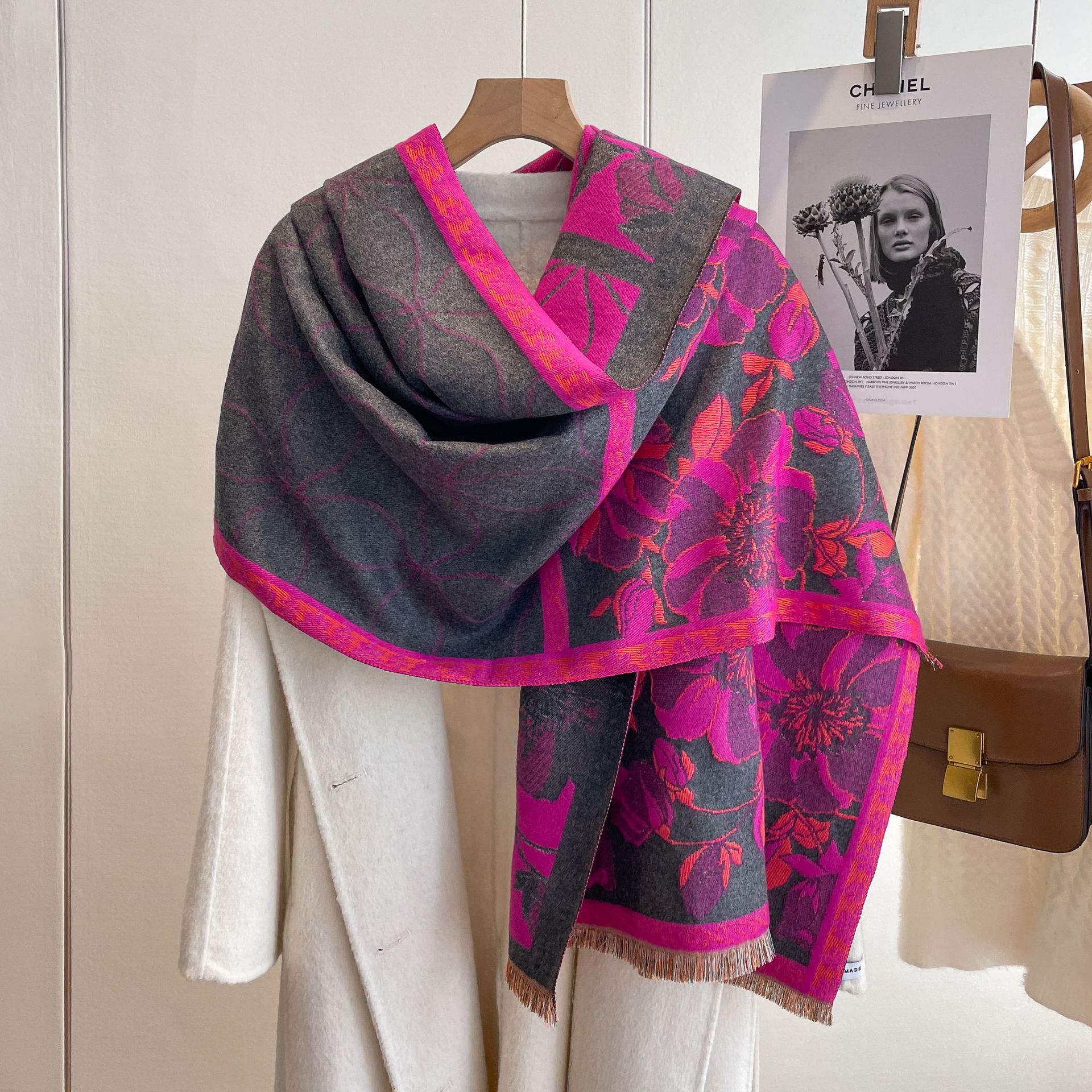 Moda de comercio exterior estampado floral barba corta con aire acondicionado mantón Otoño e Invierno Nueva Cachemira-como bufanda borla caliente para las mujeres