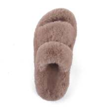 �羳���Ů�ǹ�ɫ�ﶬ���҃ȾӼҾ��⴩��ůë����һ������Ь