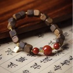 天然海南莺歌绿奇楠小方糖搭配随形南红小众设计国潮复古文玩手串