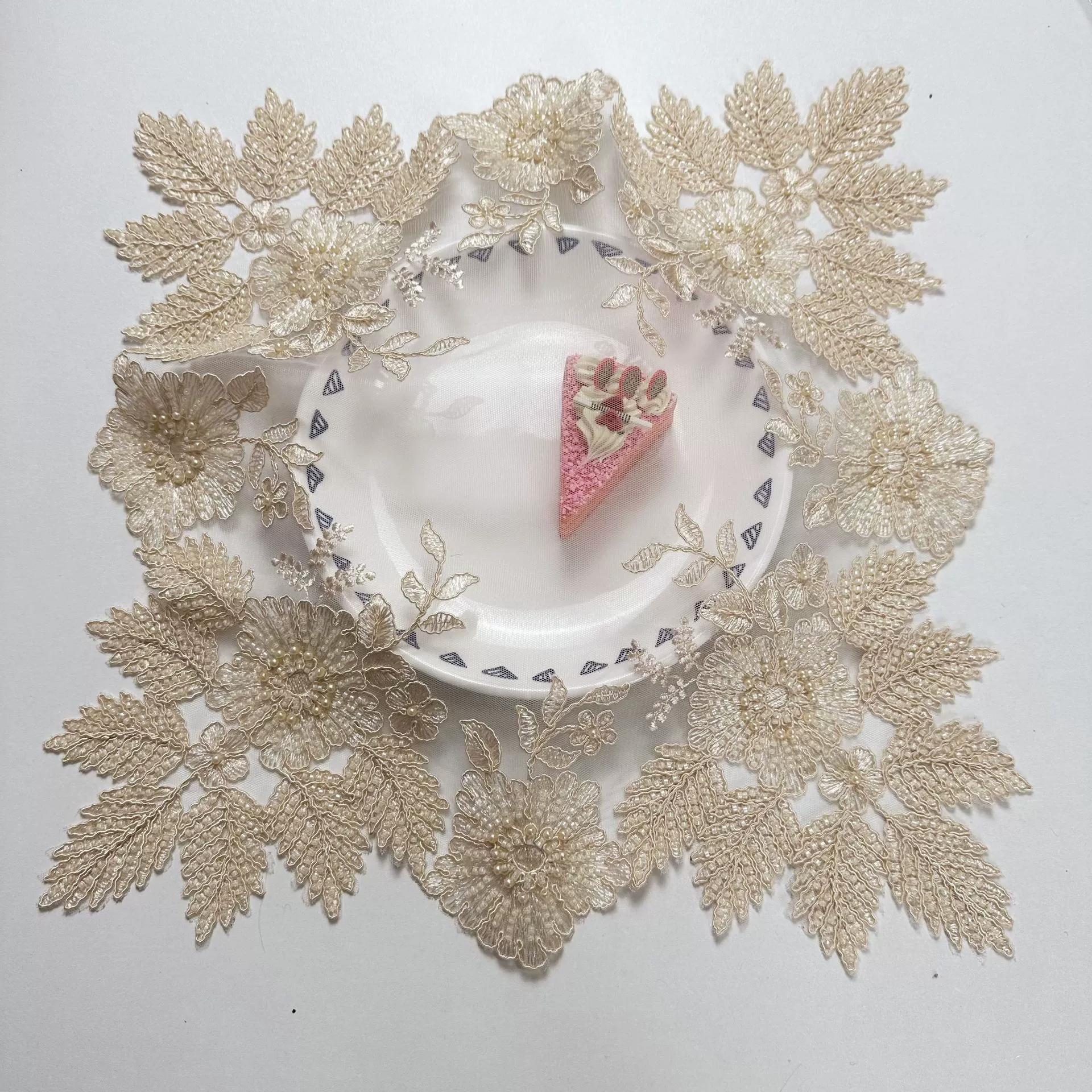 Французские кружевные бисерные чехлы сетчатая вышивка пыленепроницаемые украшения Круглый кондиционер пылезащитный чехол легкий роскошный домашний полотенце