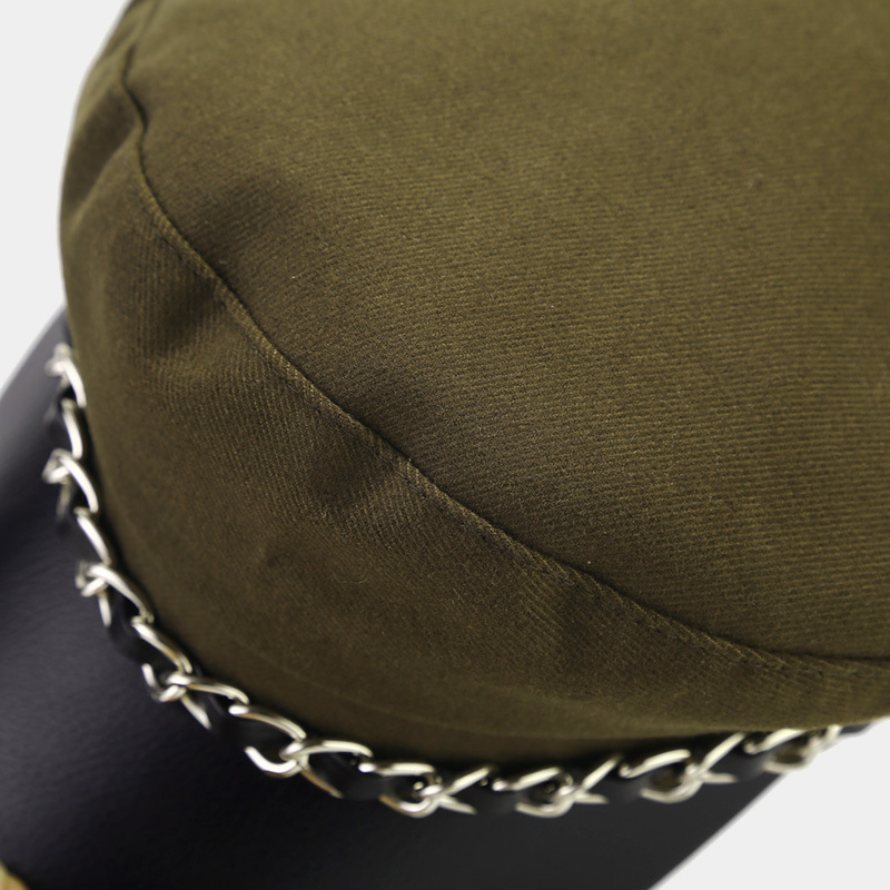 Unisexe Élégant Couleur Unie Chaîne Avant-toit Incurvé Chapeau Militaire display picture 4