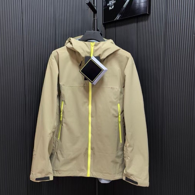 Taizhou Niaojia Lw Full Glue Hard Shell Jacket Outdoor Waterproof Men's and Women's Mountaineering Jacket Lightweight Waterproof