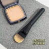 Oily black tongue-shaped foundation brush