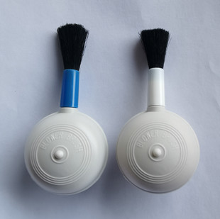 Small air blowing brush computer dust blowing brush dust ball with brush digital cleaning supplies manufacturers