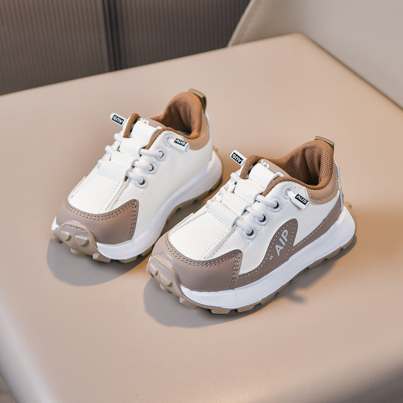 Zapatos deportivos para niños de suela suave, estilo "dad shoes" de cuero, informales, para exportación, antideslizantes, para niños y niñas pequeños, 2025.