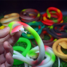 工厂直销TPR仿真软胶整蛊玩具蛇 环保材质没有刺鼻气味软胶大蛇