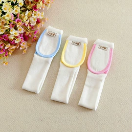 连身衣、爬服;围嘴围兜;隔尿用品