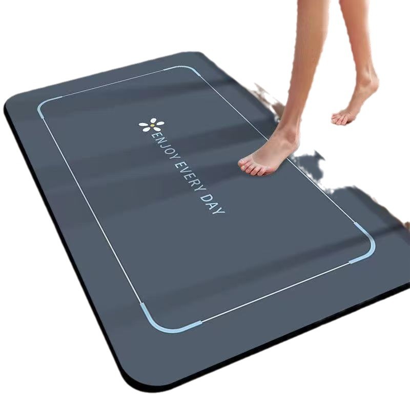 Quick dry non-slip carpet