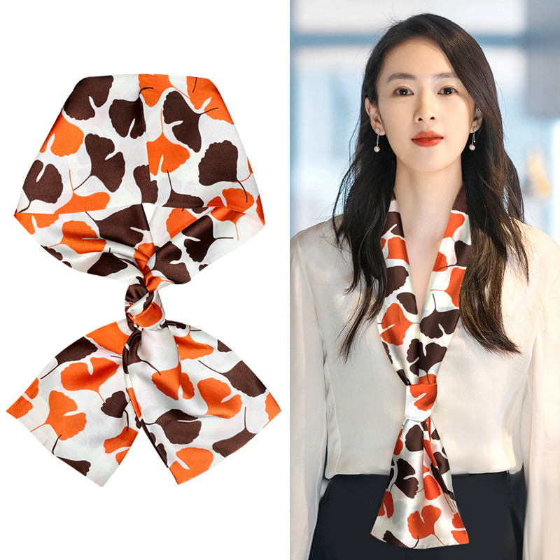 카키 71 구 지아 같은 스타일